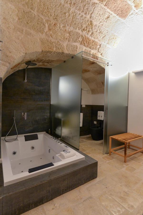 B-Welcome Rooms Of Charme E Relax Polignano a Mare Kültér fotó