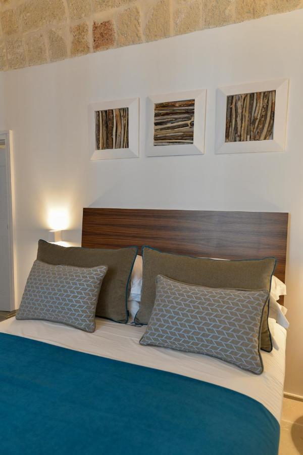 B-Welcome Rooms Of Charme E Relax Polignano a Mare Kültér fotó