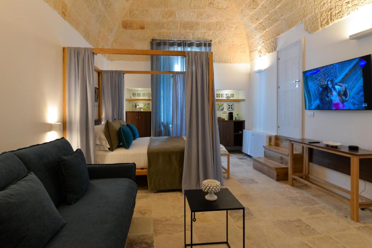 B-Welcome Rooms Of Charme E Relax Polignano a Mare Kültér fotó